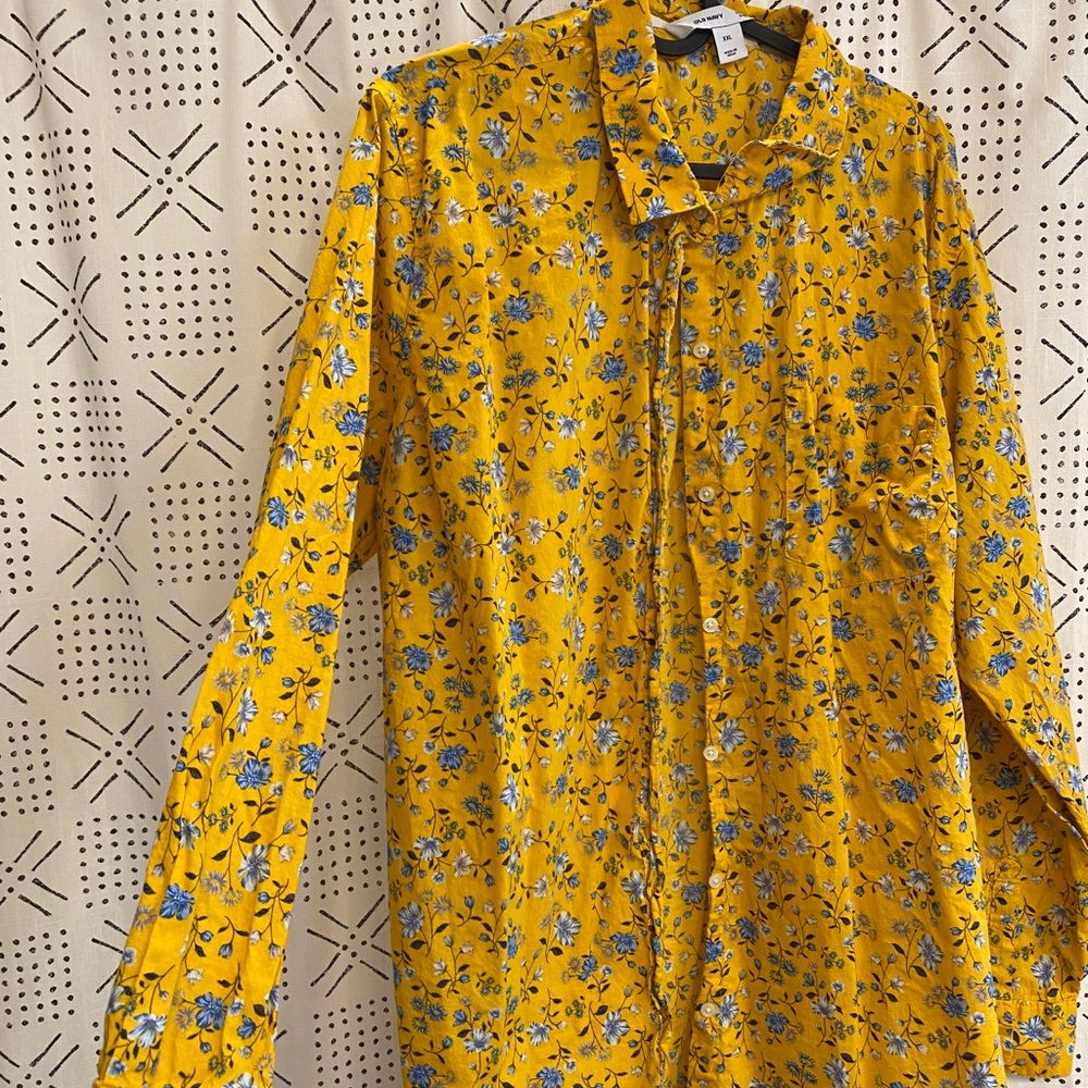 Old Navy Summer Classic Shirt